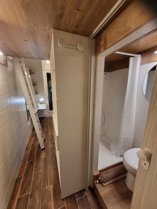 Appartement Studio 9m2 Champs Elysees Arc De Triomphe75008 *